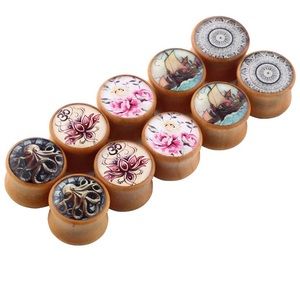 Set of 5 wood plugs 00g